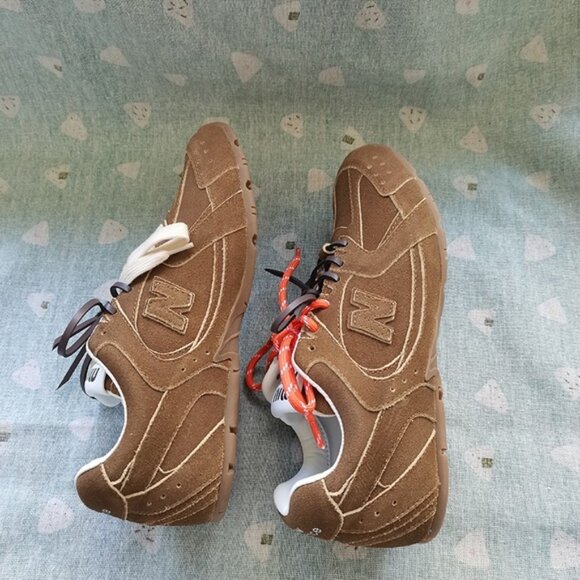 New Balance X Miu Miu 530 Sl Suede Sneakers - Picture 4 of 11